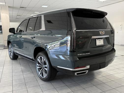 2025 Cadillac Escalade Premium Luxury