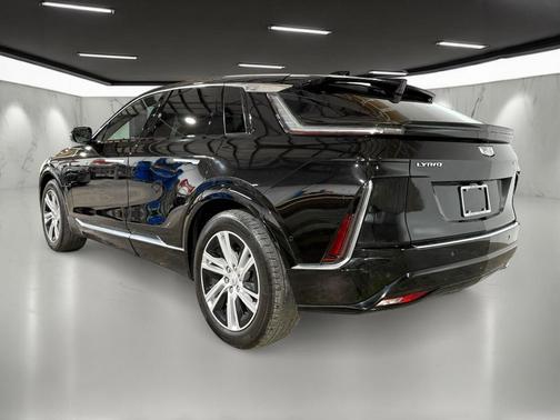2024 Cadillac LYRIQ Tech