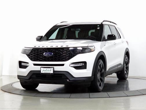 2024 Ford Explorer ST-Line
