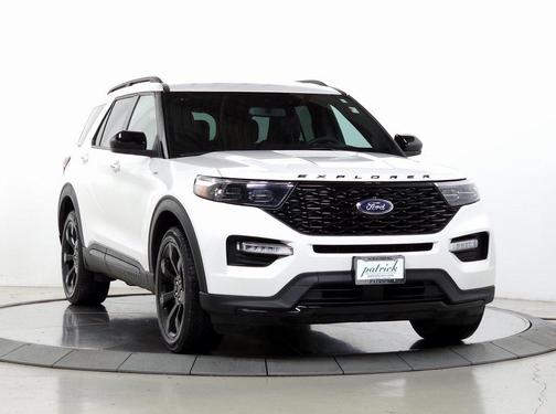2024 Ford Explorer ST-Line