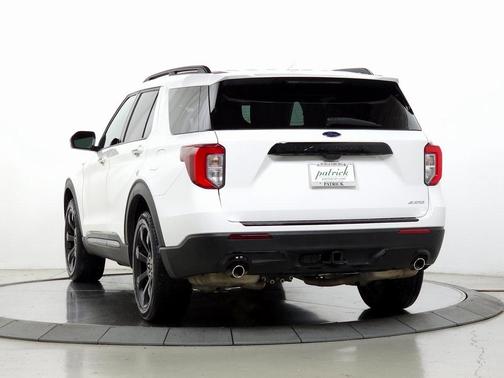 2024 Ford Explorer ST-Line