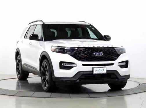 2024 Ford Explorer ST-Line