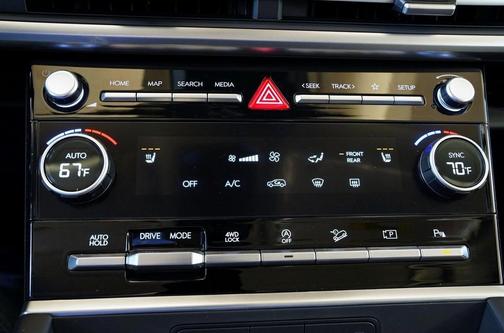 2025 Hyundai SANTA FE SEL