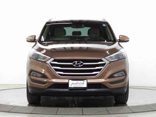 2017 Hyundai TUCSON SE Plus