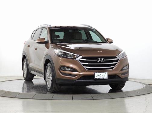 2017 Hyundai TUCSON SE Plus