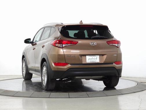 2017 Hyundai TUCSON SE Plus