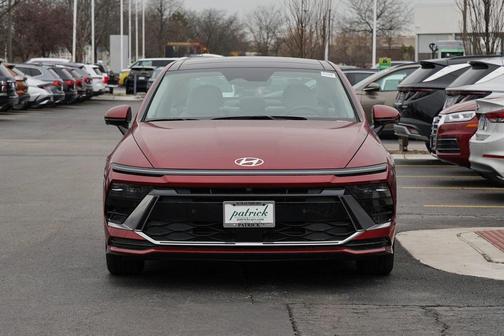 2025 Hyundai SONATA Hybrid Limited