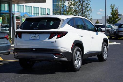 2025 Hyundai TUCSON SE