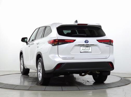 2023 Toyota Highlander Hybrid LE