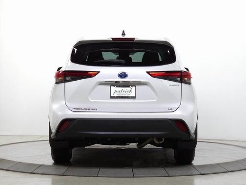 2023 Toyota Highlander Hybrid LE