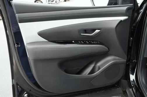 2025 Hyundai SANTA CRUZ SEL Activity