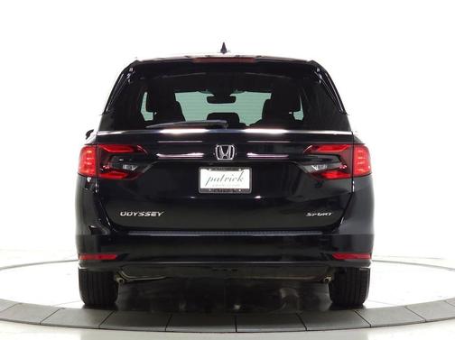 Crystal Black Pearl 2024 Honda Odyssey Sport