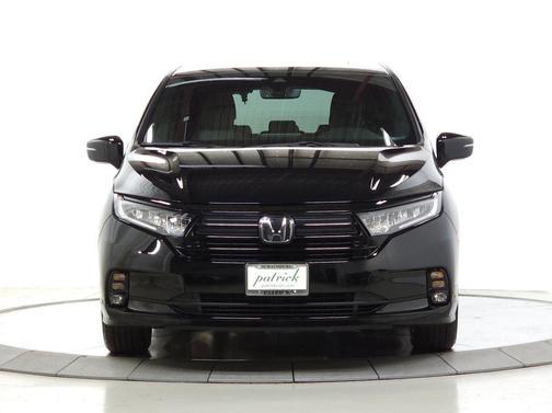 Crystal Black Pearl 2024 Honda Odyssey Sport