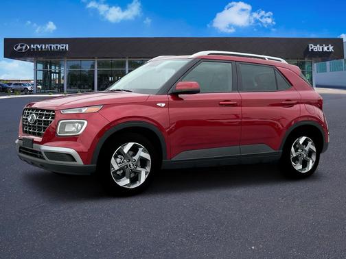 2025 Hyundai VENUE SEL