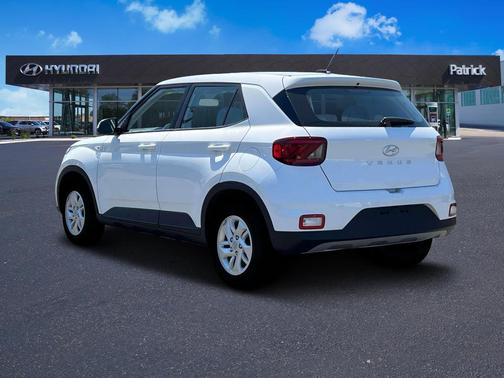 2025 Hyundai VENUE SE
