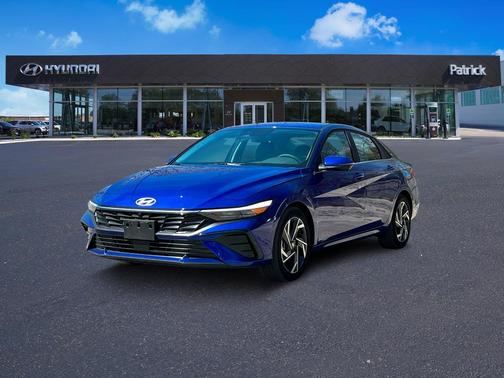 2025 Hyundai ELANTRA Limited