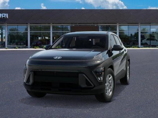 2025 Hyundai KONA SE