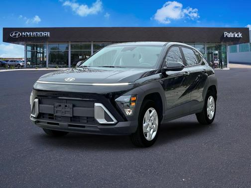 2025 Hyundai KONA SE