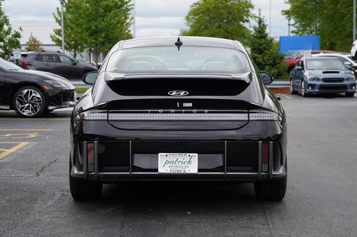 2025 Hyundai IONIQ 6 SEL