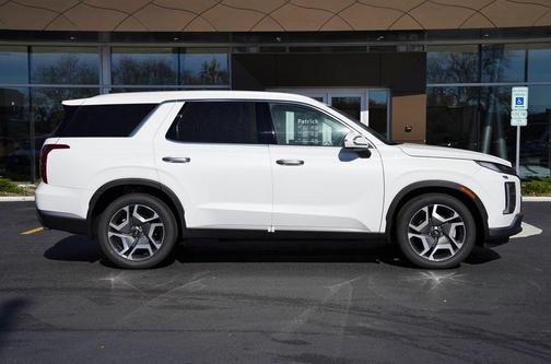 2025 Hyundai PALISADE SEL Premium