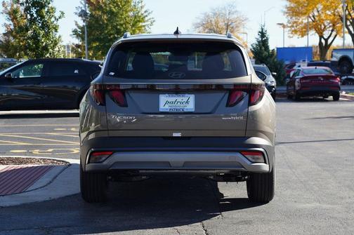 2026 Hyundai TUCSON Hybrid SEL