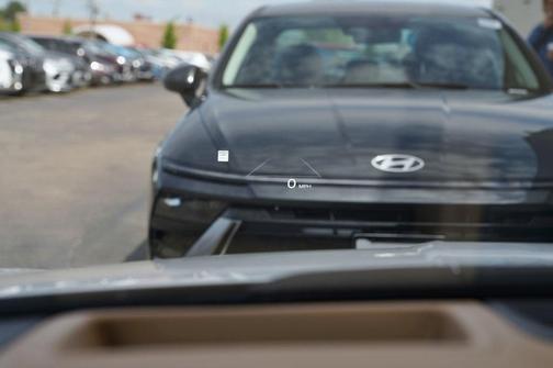 2025 Hyundai SONATA Hybrid Limited