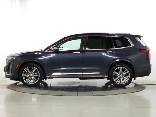 Wilder Metallic 2022 Cadillac XT6 Premium Luxury AWD