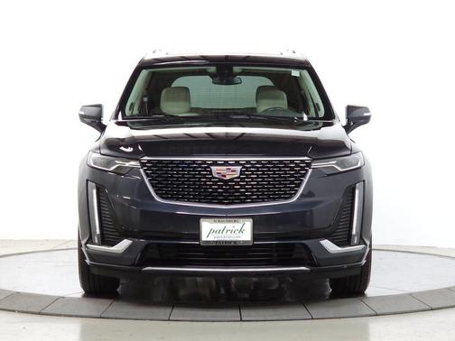 Wilder Metallic 2022 Cadillac XT6 Premium Luxury AWD