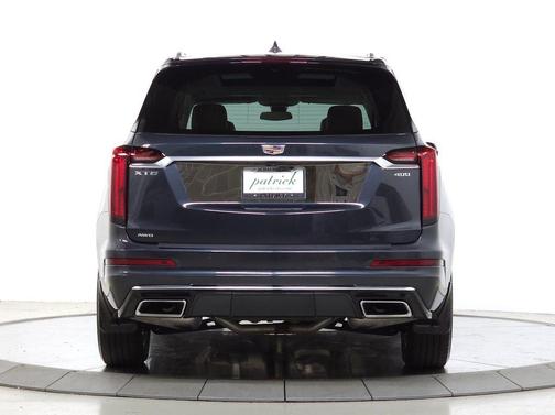 Wilder Metallic 2022 Cadillac XT6 Premium Luxury AWD