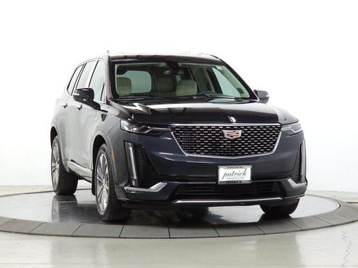 Wilder Metallic 2022 Cadillac XT6 Premium Luxury AWD
