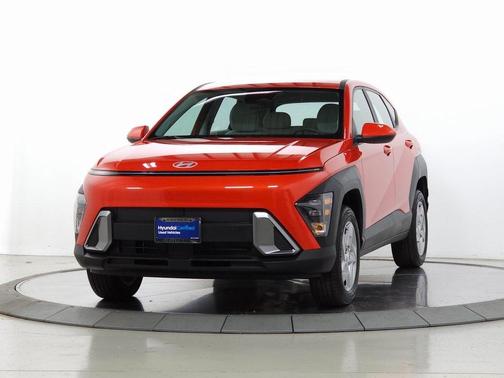2025 Hyundai KONA SE
