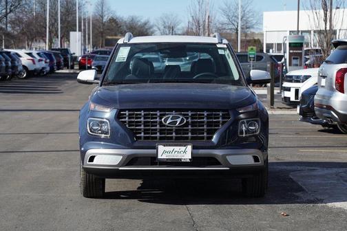 2025 Hyundai VENUE Limited