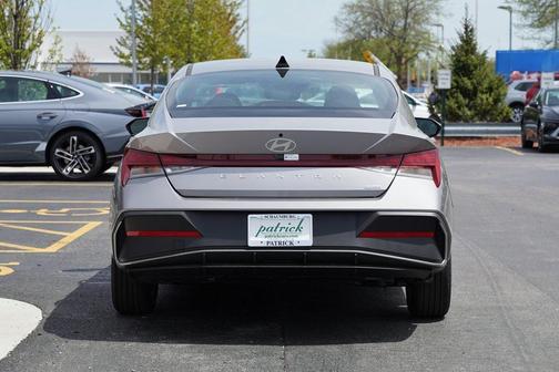 2025 Hyundai ELANTRA HEV Blue
