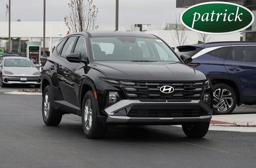 2025 Hyundai TUCSON SE