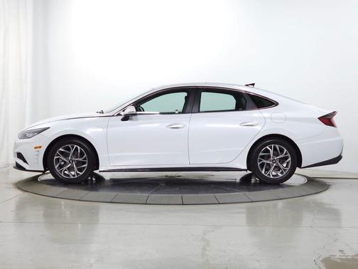 Quartz White 2020 Hyundai SONATA SEL