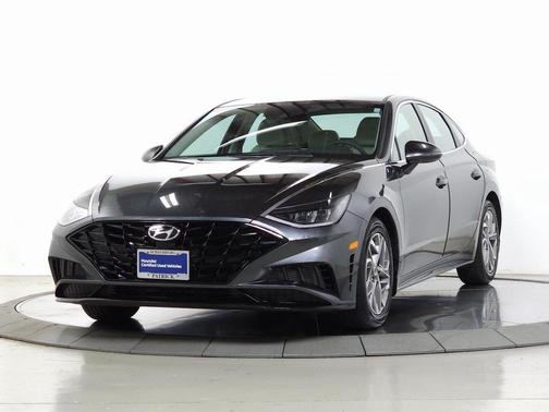 2022 Hyundai SONATA SEL