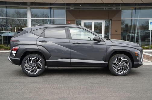 Gray Pearl 2026 Hyundai KONA SEL Premium