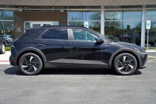 2025 Hyundai IONIQ 5 SEL