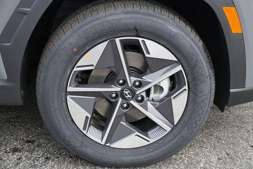 Hampton Gray 2026 Hyundai TUCSON SEL Premium