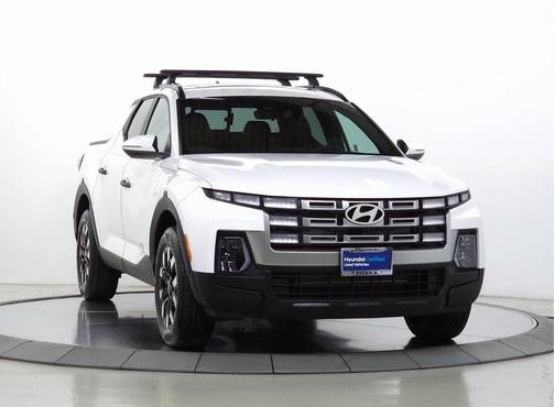 2025 Hyundai SANTA CRUZ SEL Activity