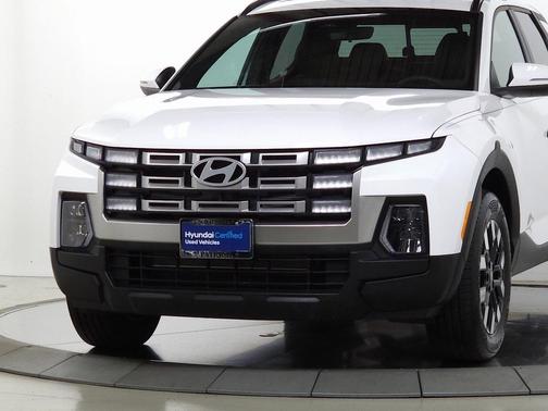 2025 Hyundai SANTA CRUZ SEL Activity