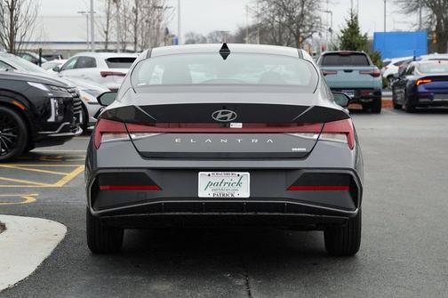 2025 Hyundai ELANTRA HEV Blue