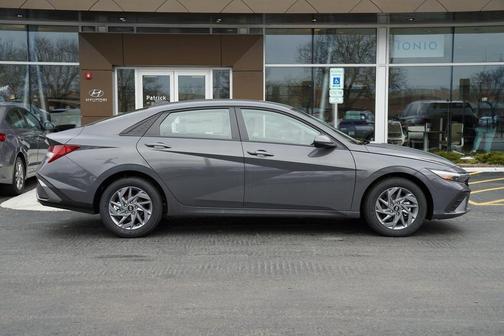 2025 Hyundai ELANTRA HEV Blue