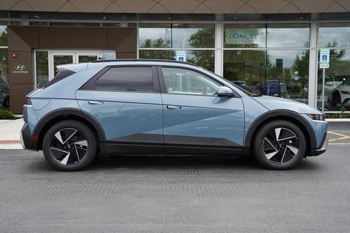 2025 Hyundai IONIQ 5 SEL