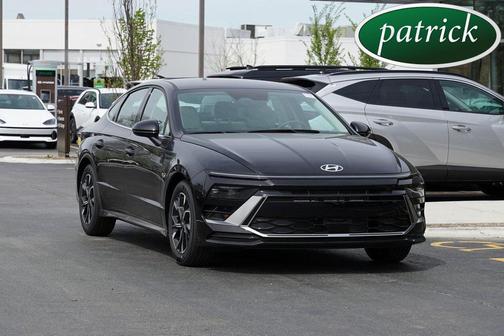 2025 Hyundai SONATA SEL