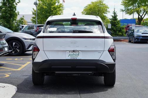 2025 Hyundai KONA SE