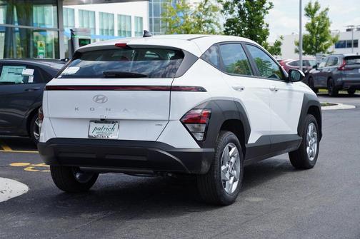 2025 Hyundai KONA SE