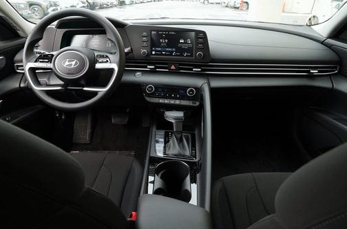 2025 Hyundai ELANTRA HEV Blue