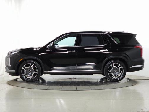 Abyss Black Pearl 2023 Hyundai PALISADE Limited