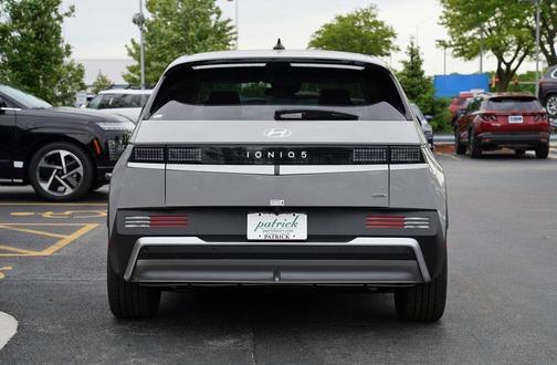 2025 Hyundai IONIQ 5 SE